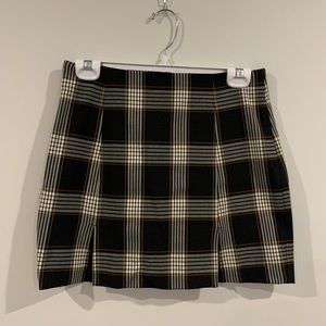 Aritzia Sunday Best Plaid Skirt